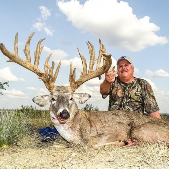 Texas Whitetail Hunts - 301” and up